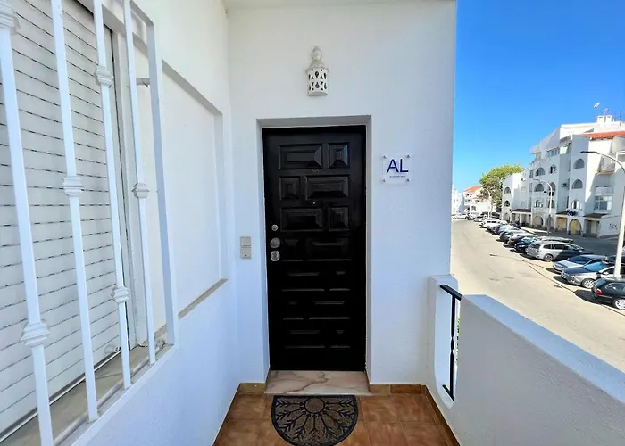 Classic 2 By Homing 아파트 *